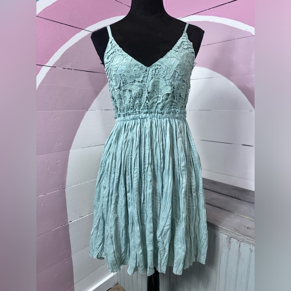 I Joah Open Back Crochet Mint Green Distressed Hem Mini Dress 💗